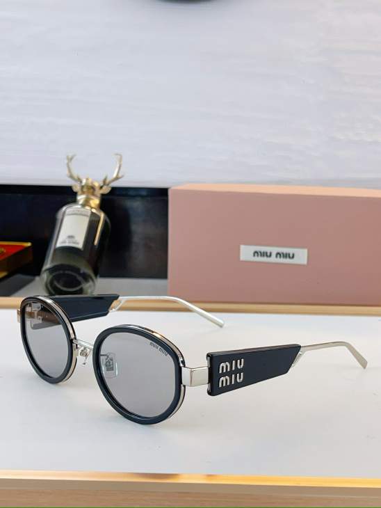 Picture of Miu Miu Sunglasses _SKUfw80049262fw